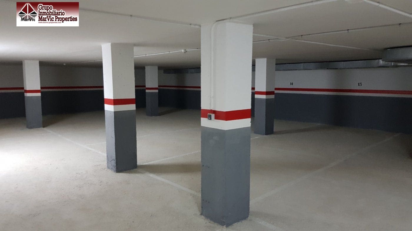 Garage til salg i Benidorm - € 1.068.000 (Ref: 4653262)