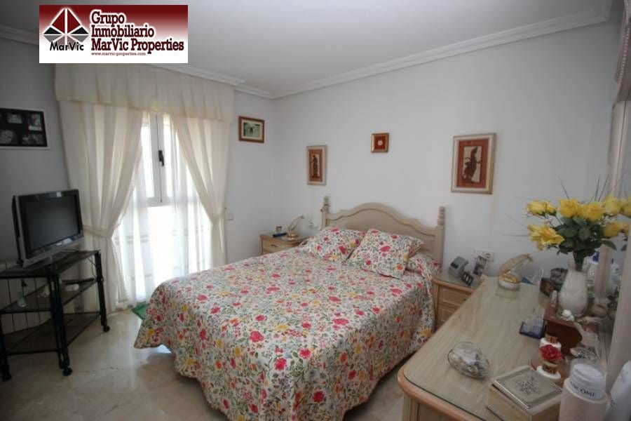 2 Zimmer Wohnung zu verkaufen in Benidorm mit Pool - 310.000 € (Ref: 6171296)