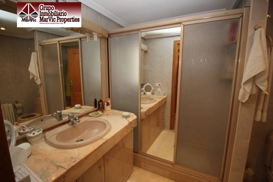 2 Zimmer Wohnung zu verkaufen in Benidorm mit Pool - 310.000 € (Ref: 6171296)