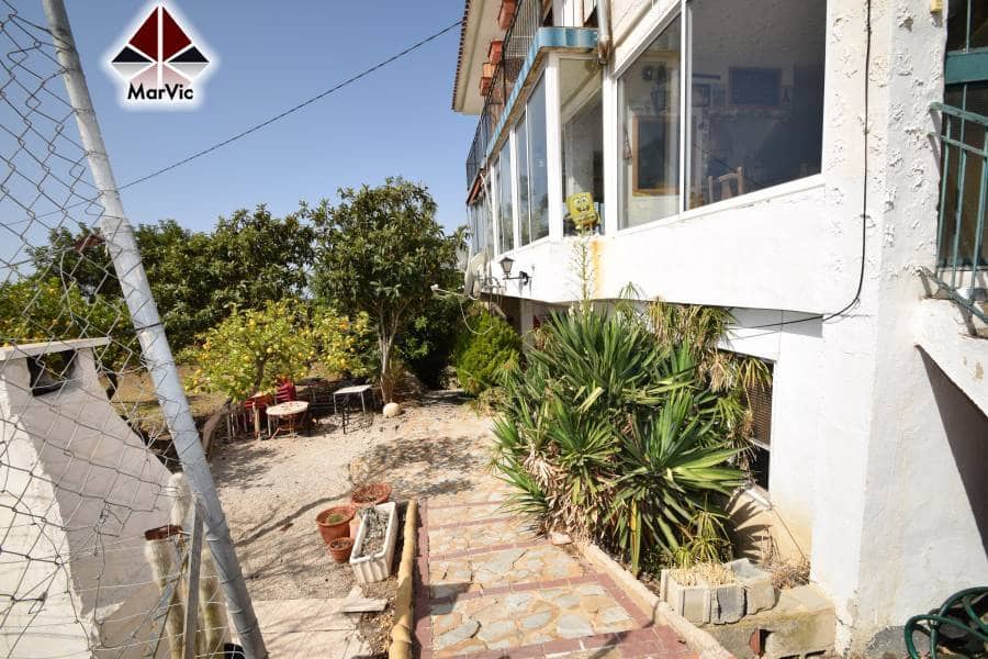 12 bedroom Villa for sale in Finestrat - € 500,000 (Ref: 6171299)