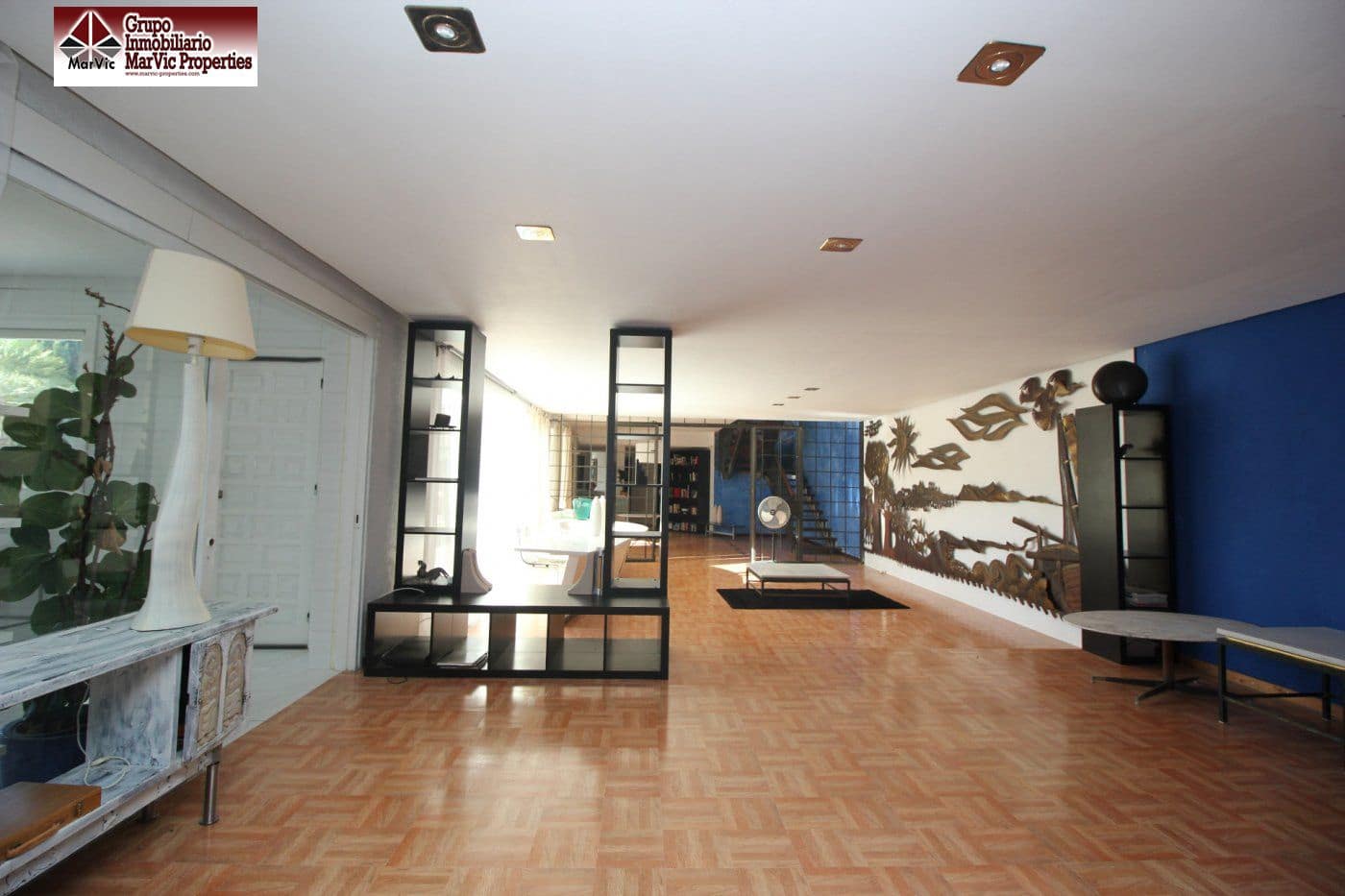 12 sypialnia Willa na sprzedaż w Benidorm z basenem - 1 980 000 € (Ref: 6171308)