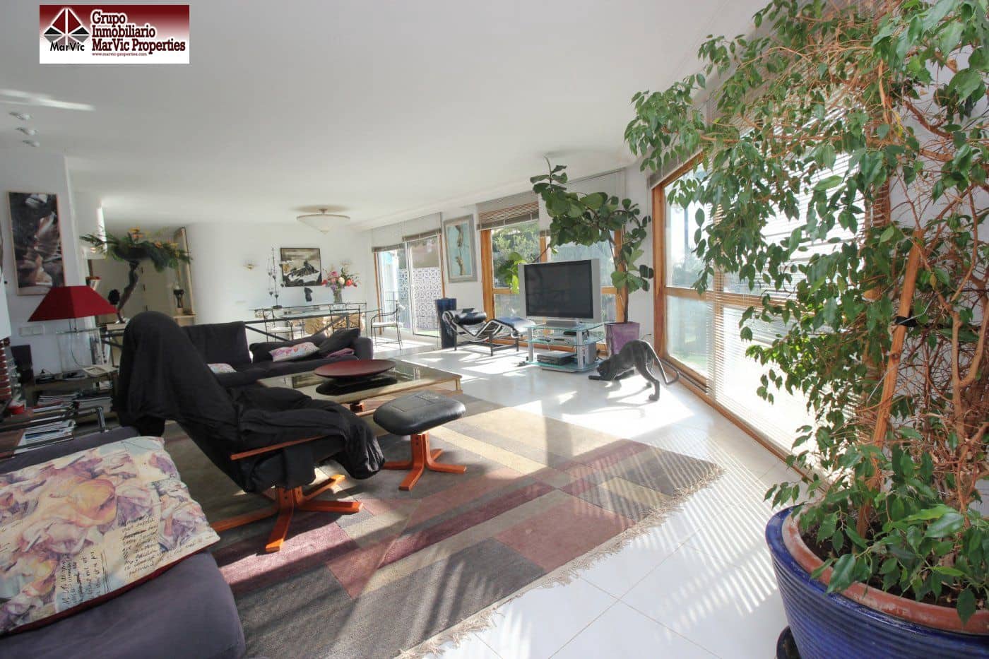 12 sypialnia Willa na sprzedaż w Benidorm z basenem - 1 980 000 € (Ref: 6171308)