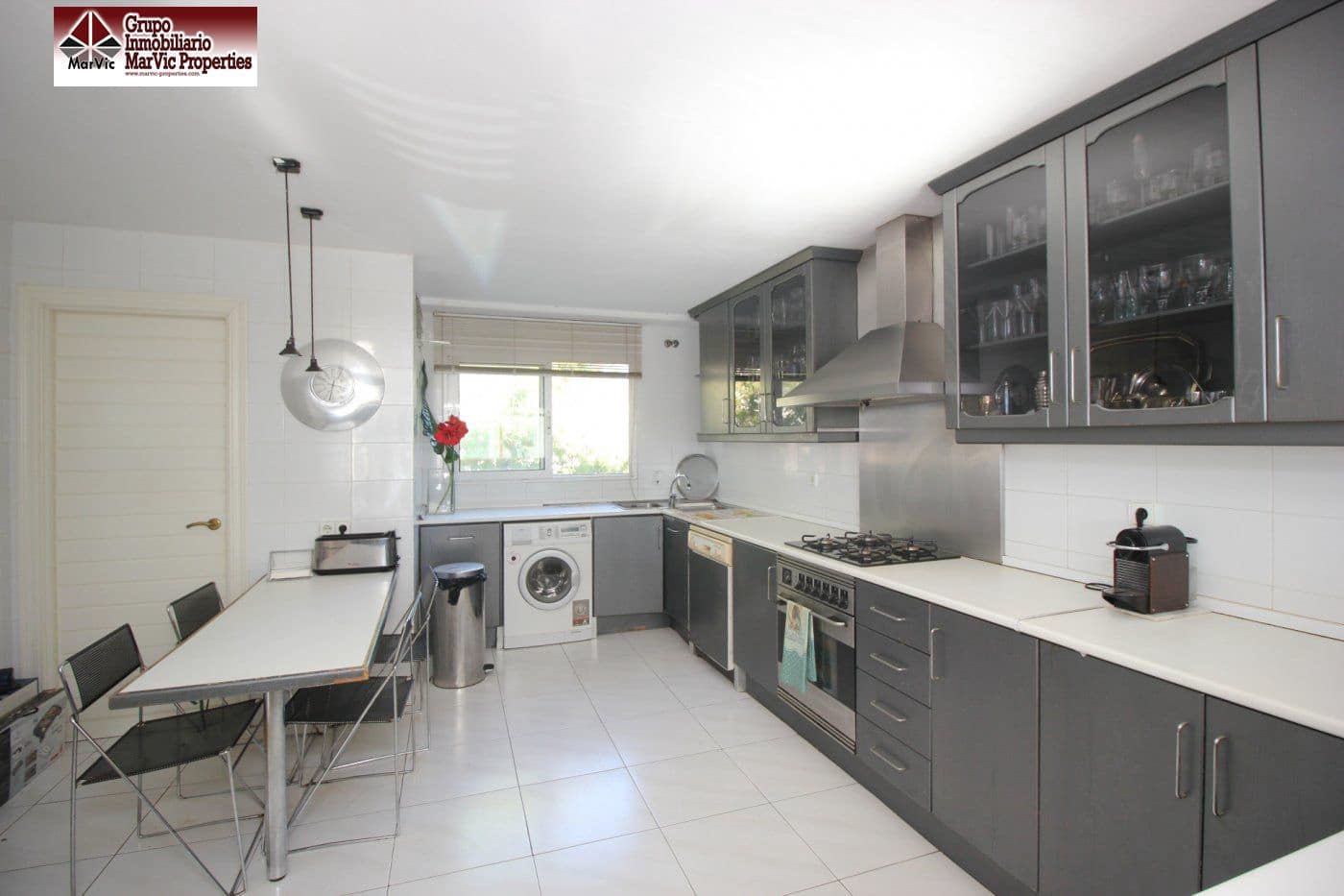 12 sypialnia Willa na sprzedaż w Benidorm z basenem - 1 980 000 € (Ref: 6171308)