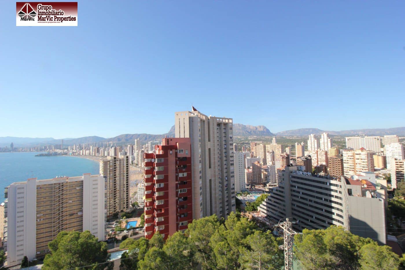 12 sypialnia Willa na sprzedaż w Benidorm z basenem - 1 980 000 € (Ref: 6171308)