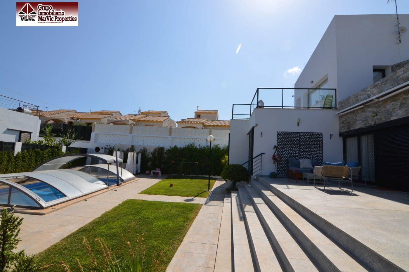 5 quarto Moradia para venda em Polop com piscina garagem - 850 000 € (Ref: 6171311)