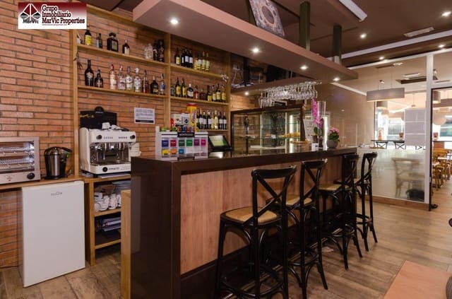 Commercial for sale in La Villajoyosa / Vila Joiosa - € 210,000 (Ref: 6171355)