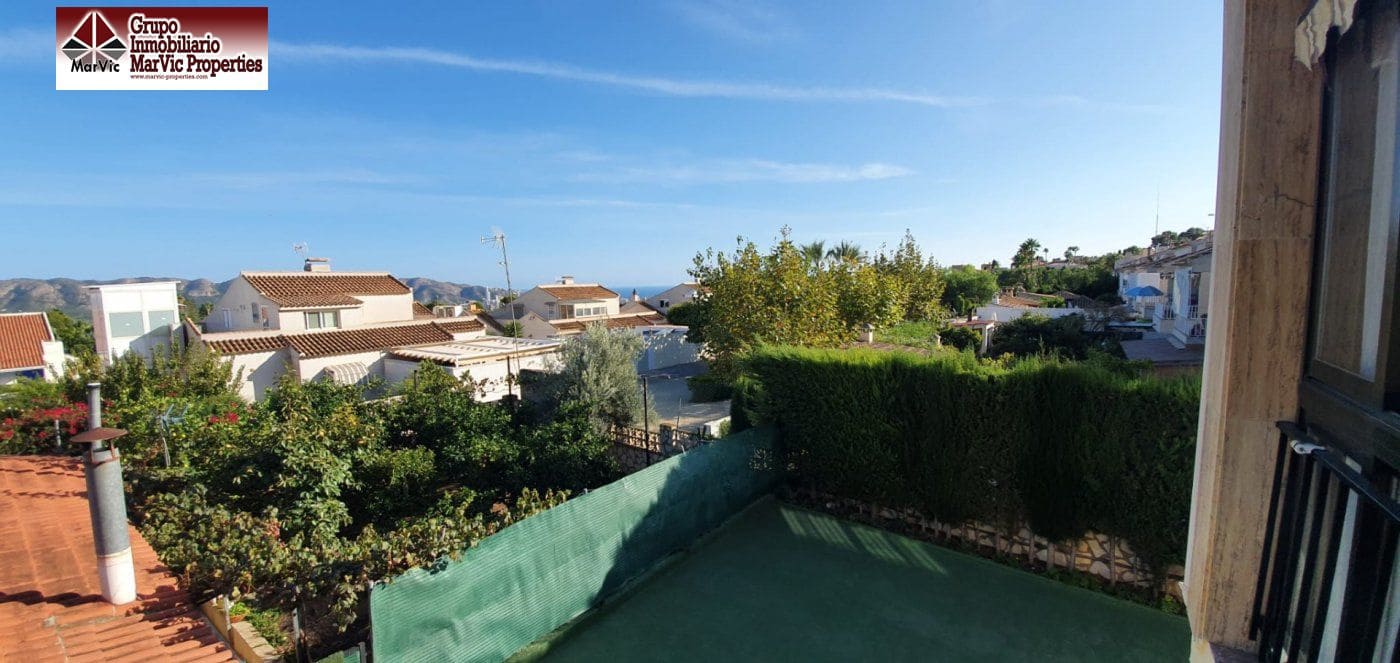 7 makuuhuone Huvila myytävänä paikassa La Nucia mukana uima-altaan 
autotalli - 650 000 € (Ref: 6171557)