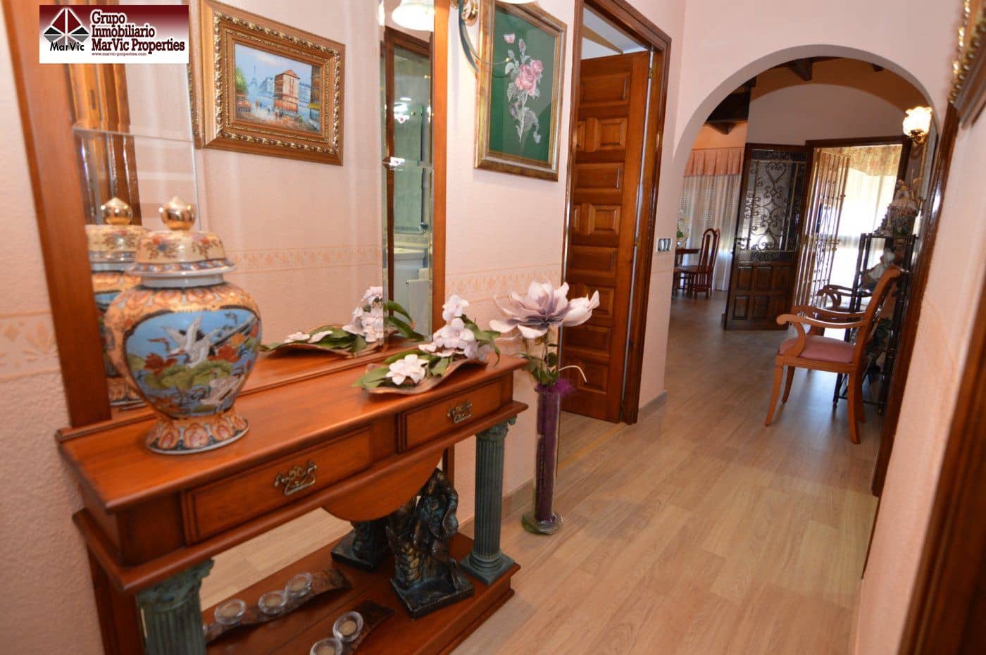 7 makuuhuone Huvila myytävänä paikassa La Nucia mukana uima-altaan 
autotalli - 650 000 € (Ref: 6171557)