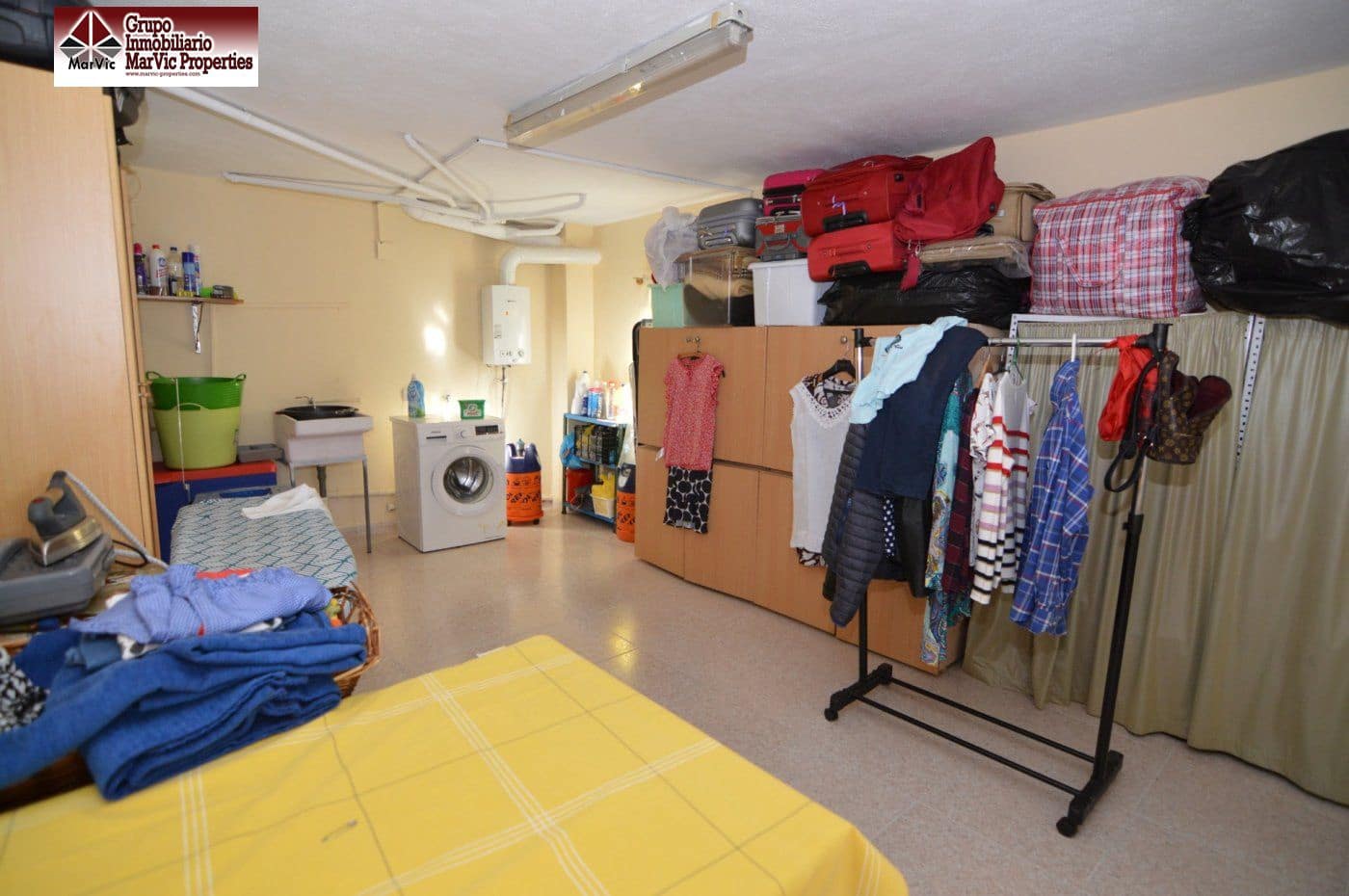 7 makuuhuone Huvila myytävänä paikassa La Nucia mukana uima-altaan 
autotalli - 650 000 € (Ref: 6171557)