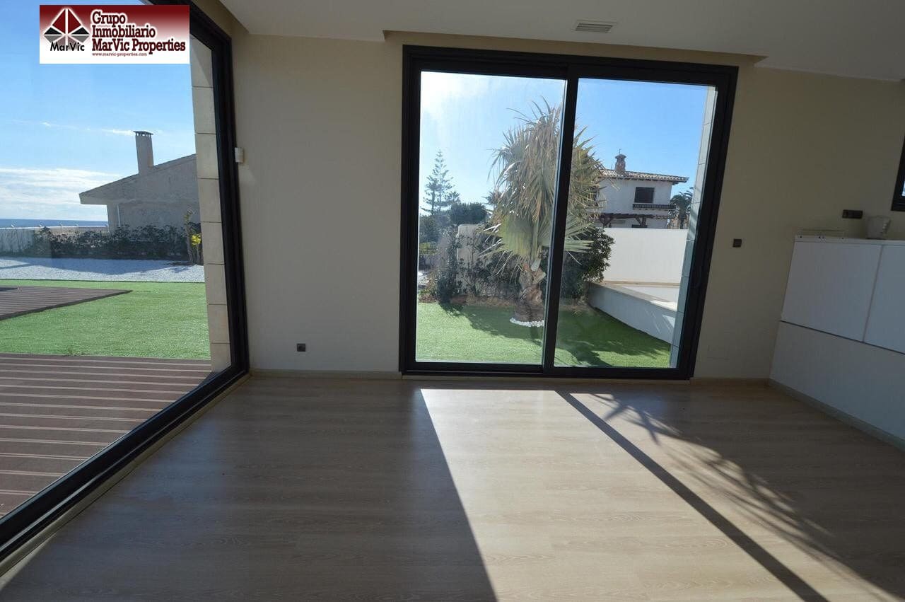 6 chambre Villa/Maison à vendre à Playa Flamenca avec garage - 2 950 000 € (Ref: 6171639)