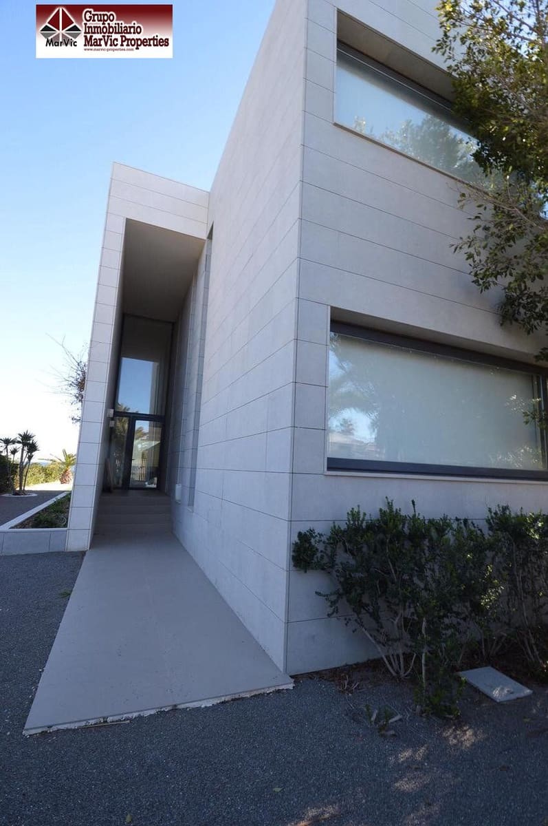 6 chambre Villa/Maison à vendre à Playa Flamenca avec garage - 2 950 000 € (Ref: 6171639)