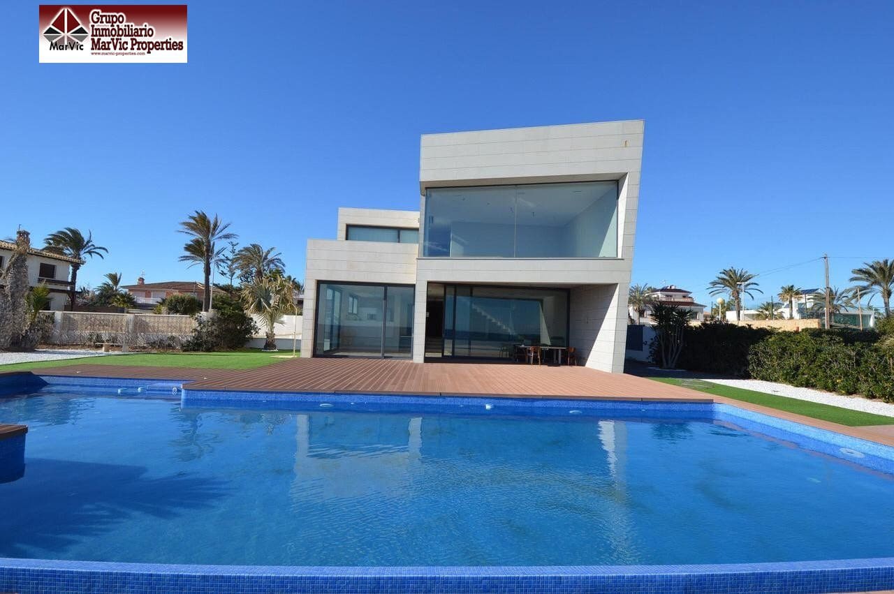 6 chambre Villa/Maison à vendre à Playa Flamenca avec garage - 2 950 000 € (Ref: 6171639)