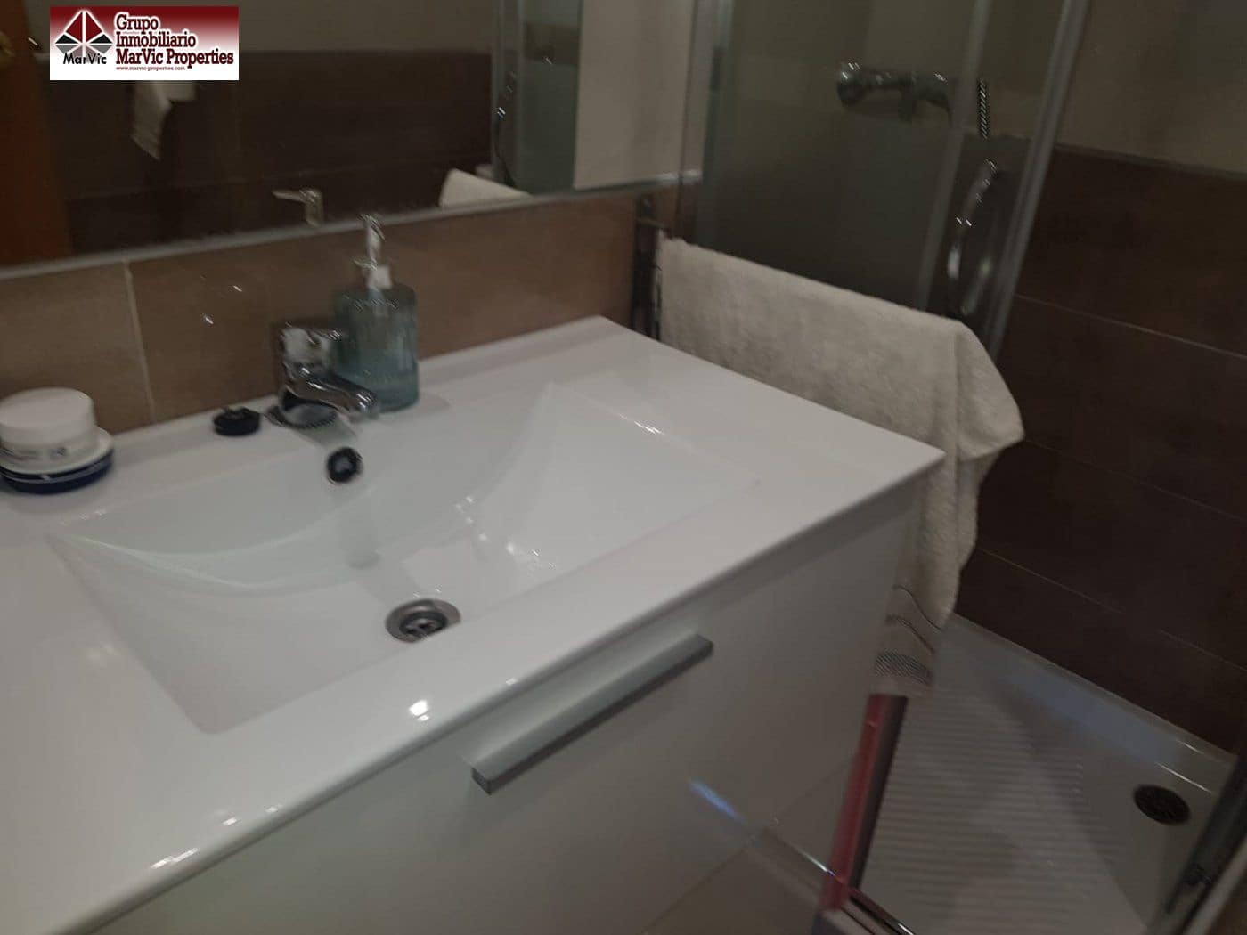 Piso de 3 habitaciones en Benidorm en venta con piscina - 289.000 € (Ref: 6171695)