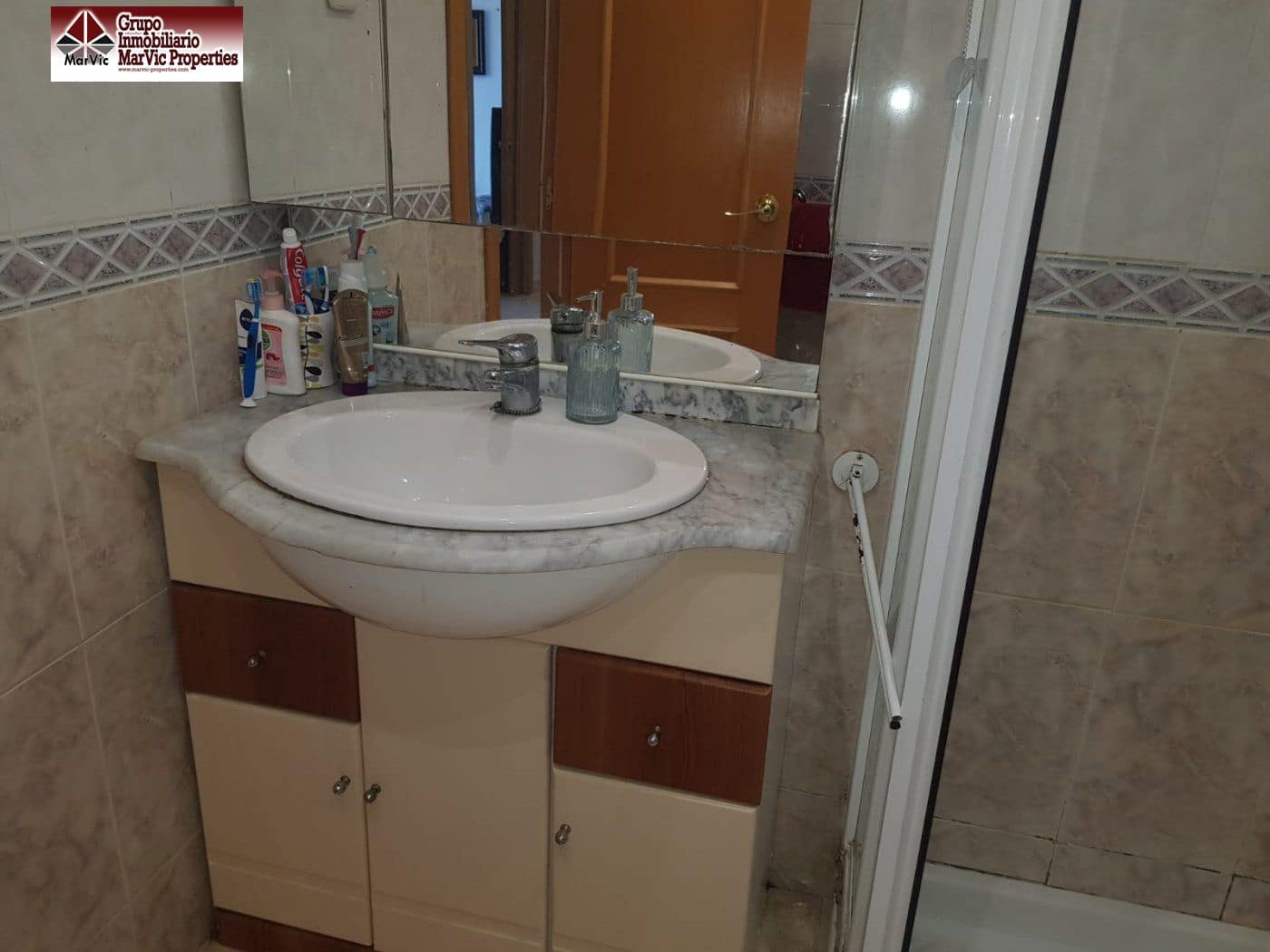 Piso de 3 habitaciones en Benidorm en venta con piscina - 289.000 € (Ref: 6171695)