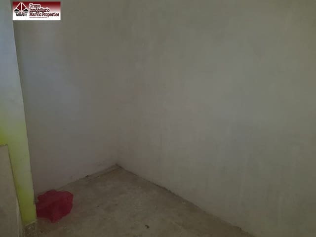 Commercieel te huur in Benidorm - € 1.000 (Ref: 6171696)