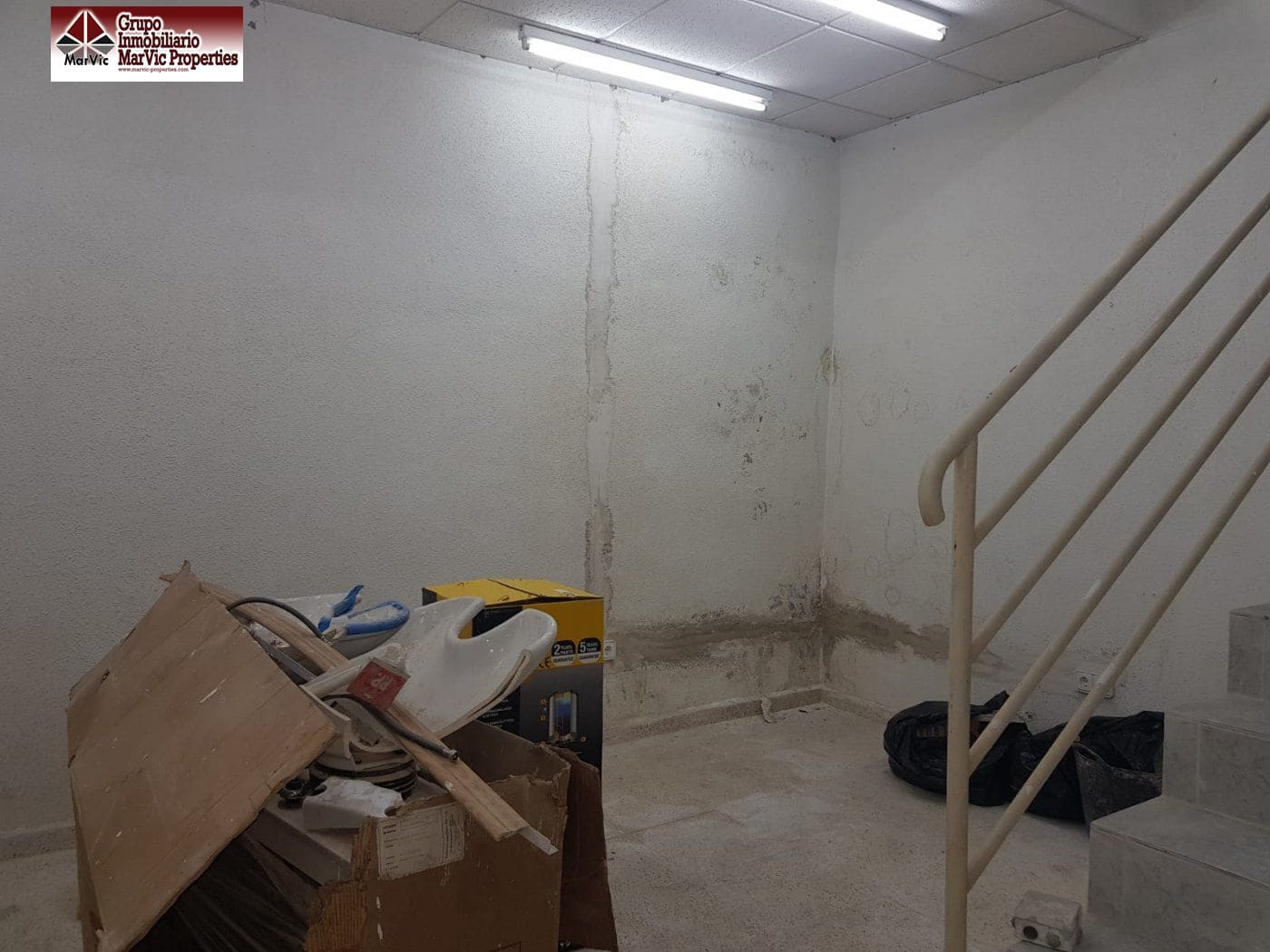 Commercial for sale in Benidorm - € 924,000 (Ref: 6171697)