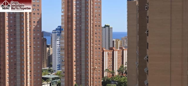3 slaapkamer Flat te koop in Juzgados - Plaza de Toros, Benidorm met zwembad - € 339.000 (Ref: 6431399)