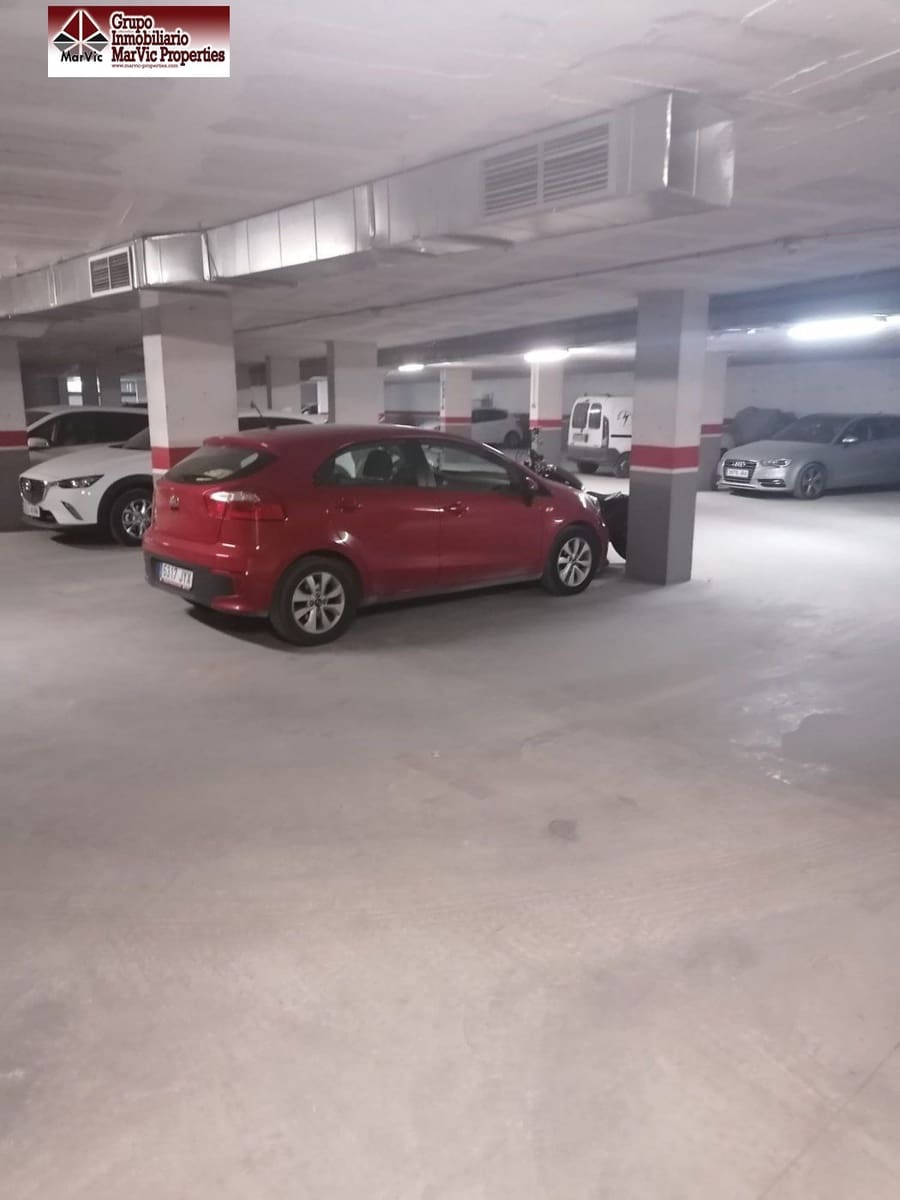 Garage zu verkaufen in Alfaz del Pi / L'Alfas del Pi - 12.000 € (Ref: 6628644)