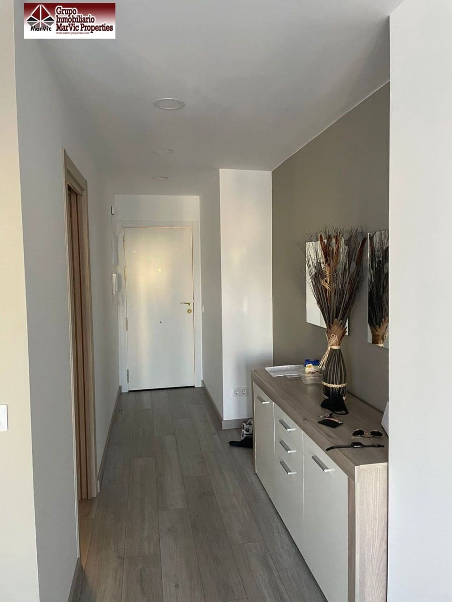 3 sovrum Lägenhet till salu i Benidorm med pool - 350 000 € (Ref: 6801943)