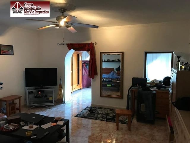 6 Zimmer Villa zu verkaufen in Urbanizaciones, Benidorm mit Garage - 750.000 € (Ref: 6985252)