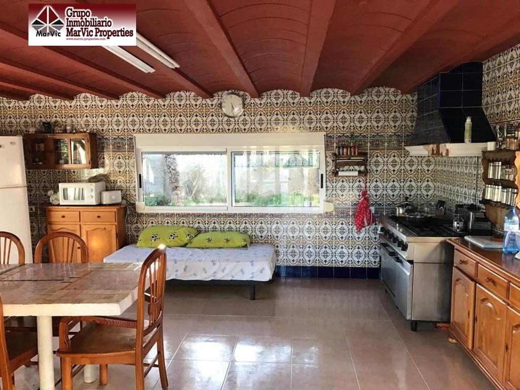 6 Zimmer Villa zu verkaufen in Benidorm mit Garage - 750.000 € (Ref: 6985252)