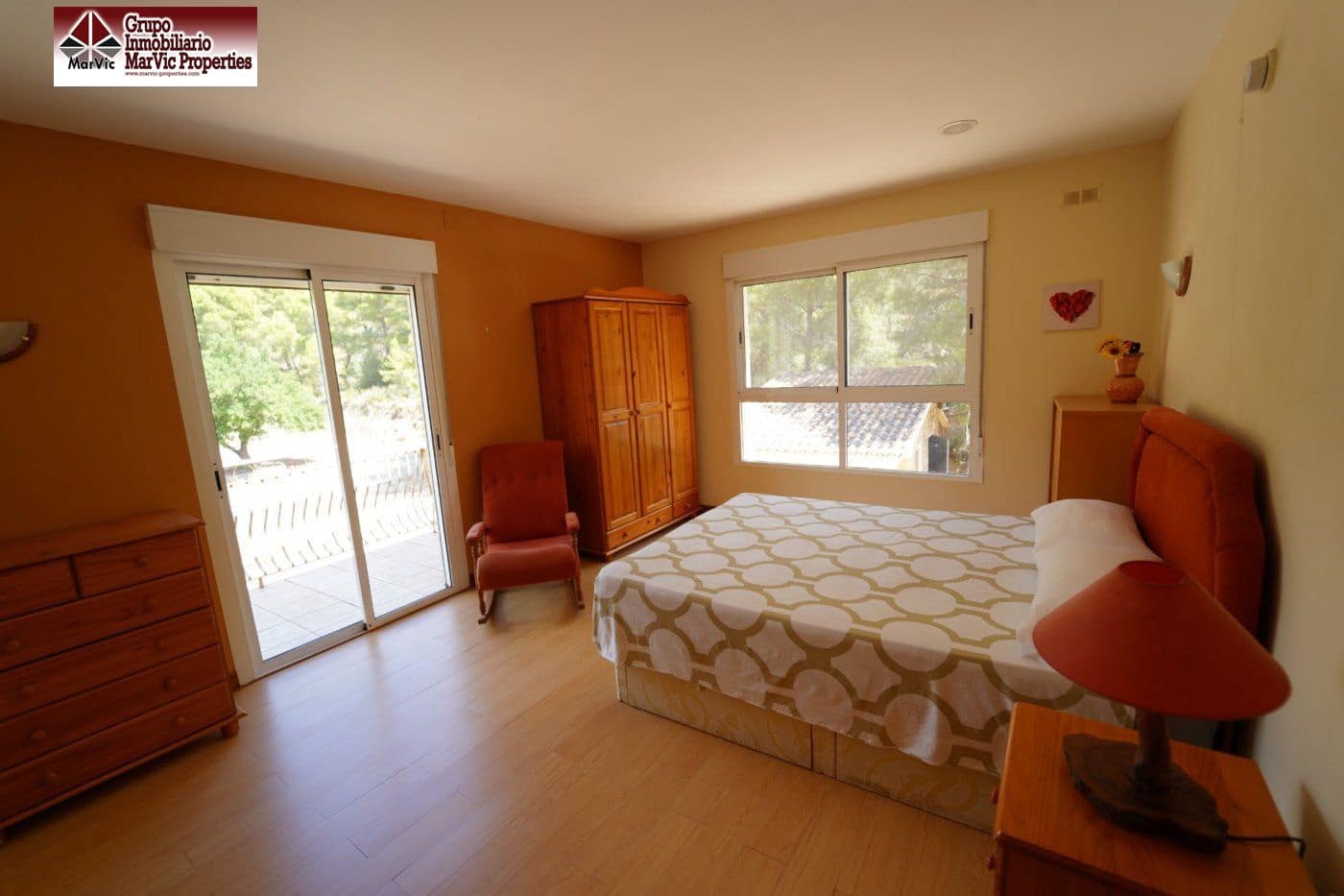 8 bedroom Villa for sale in Finestrat - € 620,000 (Ref: 7033099)