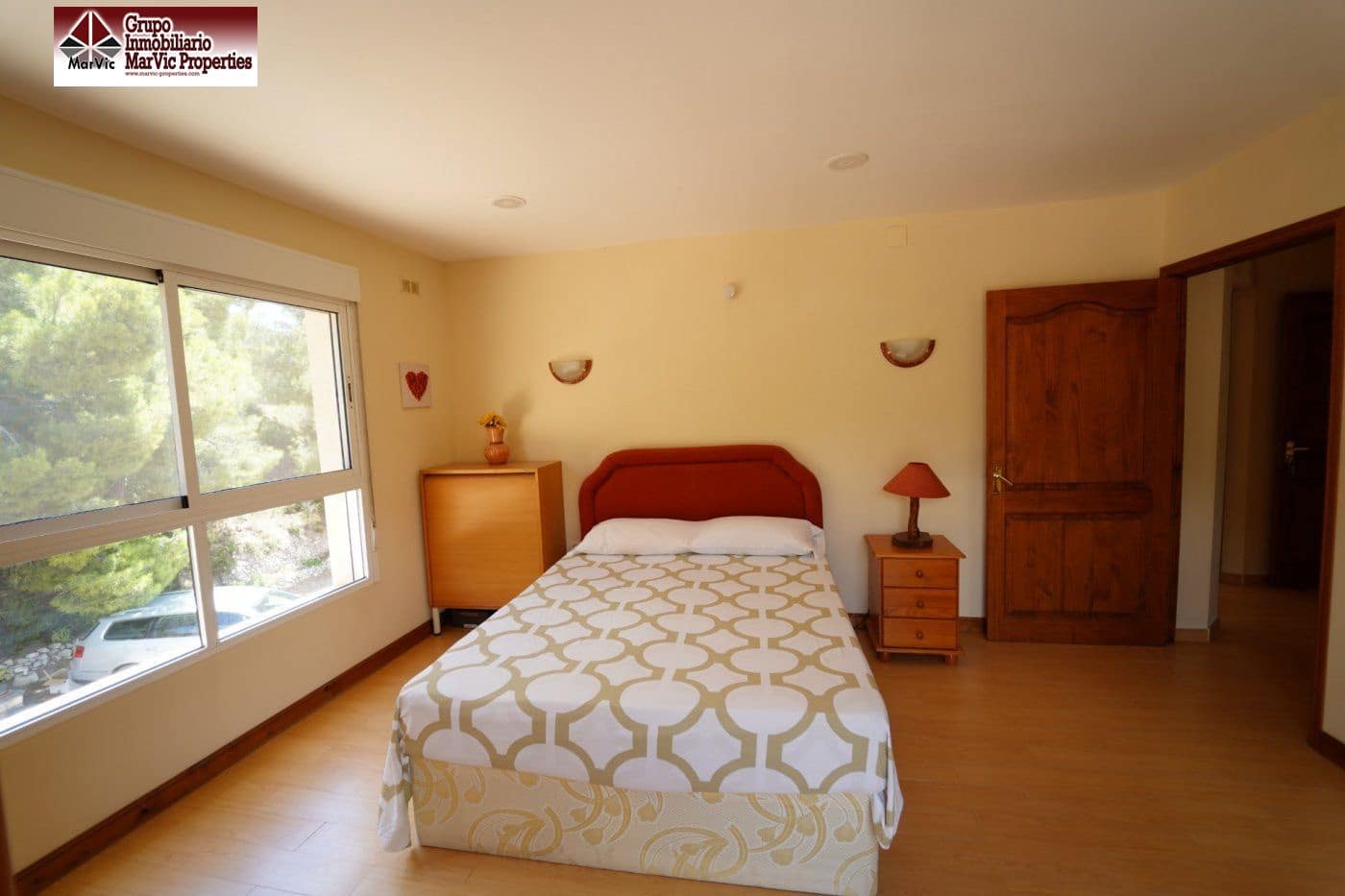 8 bedroom Villa for sale in Finestrat - € 620,000 (Ref: 7033099)