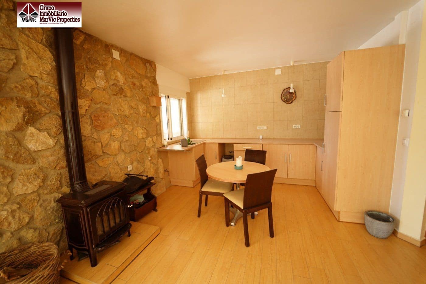 8 bedroom Villa for sale in Finestrat - € 620,000 (Ref: 7033099)