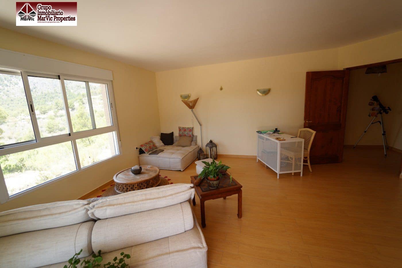 8 bedroom Villa for sale in Finestrat - € 620,000 (Ref: 7033099)