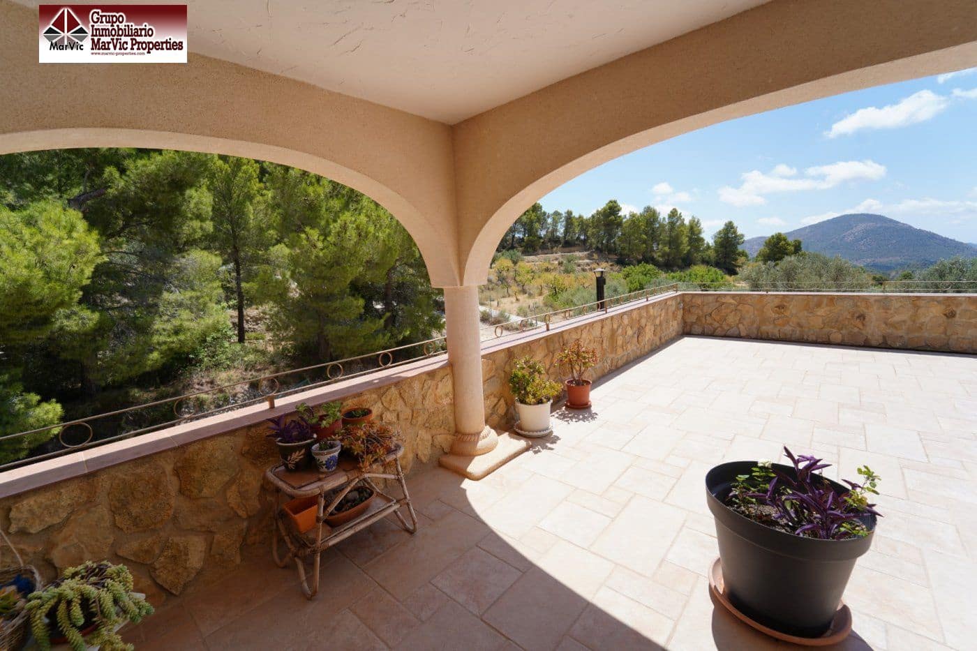 8 bedroom Villa for sale in Finestrat - € 620,000 (Ref: 7033099)