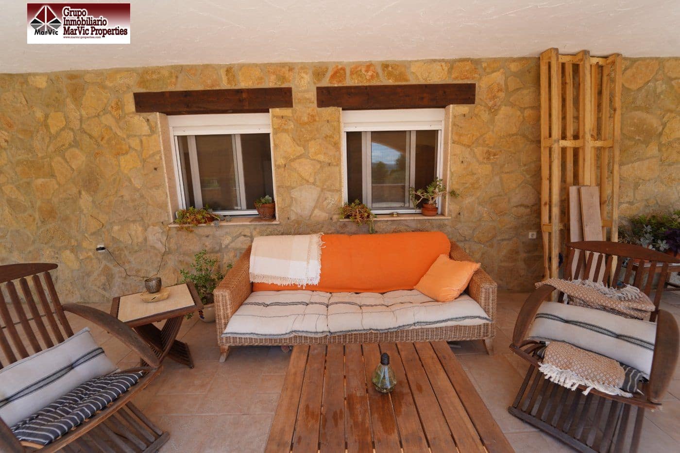 8 bedroom Villa for sale in Finestrat - € 620,000 (Ref: 7033099)