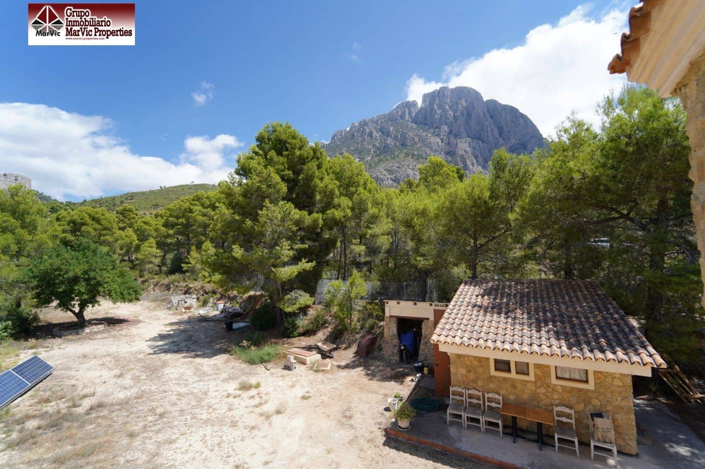 8 bedroom Villa for sale in Finestrat - € 620,000 (Ref: 7033099)