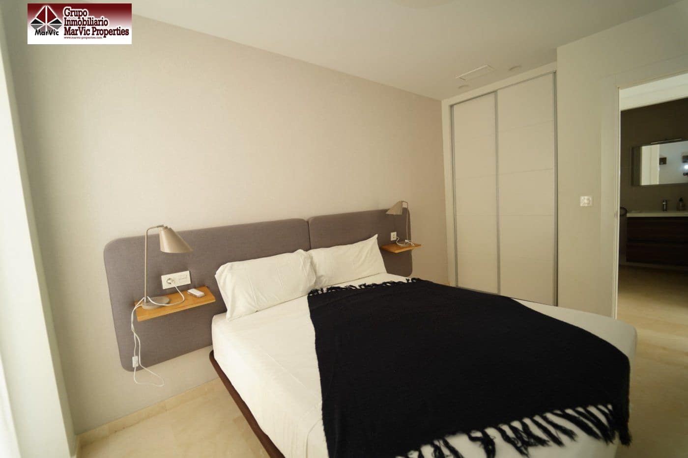 3 soveværelse Bungalow til salg i La Villajoyosa / Vila Joiosa med garage - € 882.000 (Ref: 7087987)