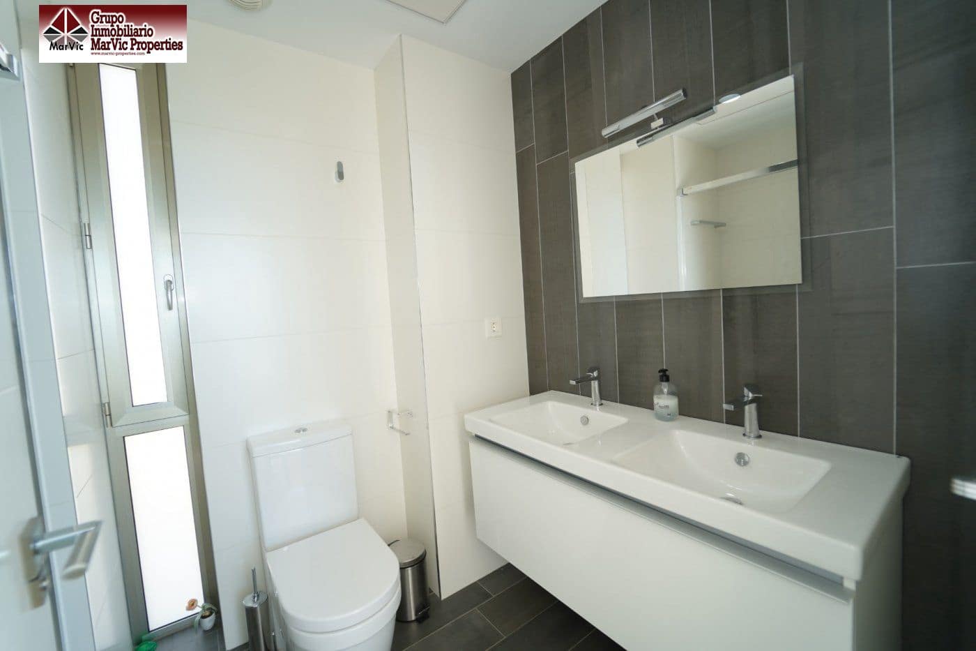 3 soveværelse Bungalow til salg i La Villajoyosa / Vila Joiosa med garage - € 882.000 (Ref: 7087987)