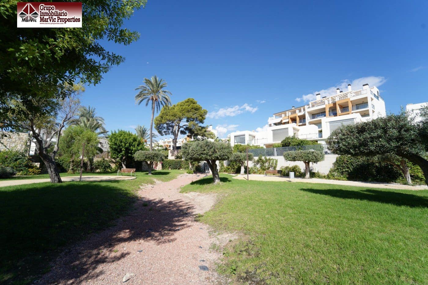 3 soveværelse Bungalow til salg i La Villajoyosa / Vila Joiosa med garage - € 882.000 (Ref: 7087987)