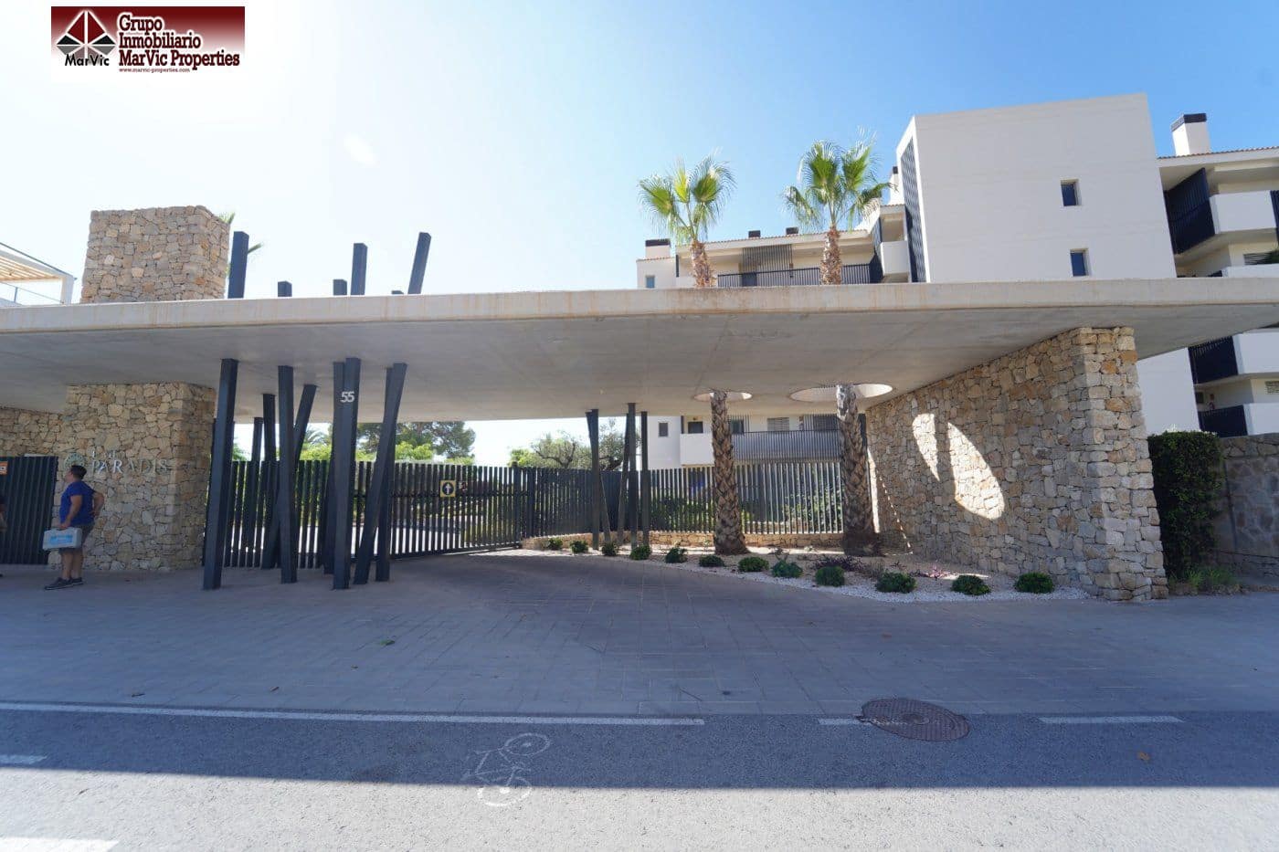 3 soveværelse Bungalow til salg i La Villajoyosa / Vila Joiosa med garage - € 882.000 (Ref: 7087987)