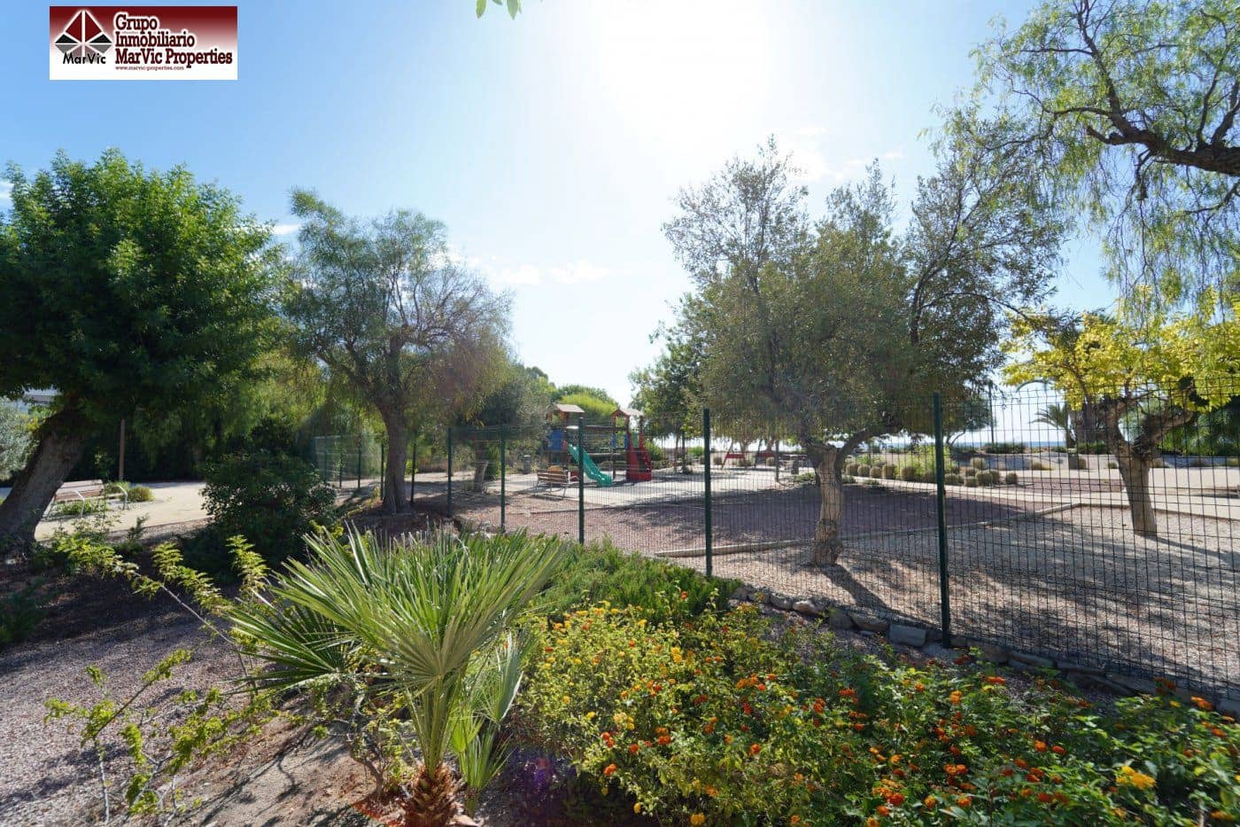 3 soveværelse Bungalow til salg i La Villajoyosa / Vila Joiosa med garage - € 882.000 (Ref: 7087987)