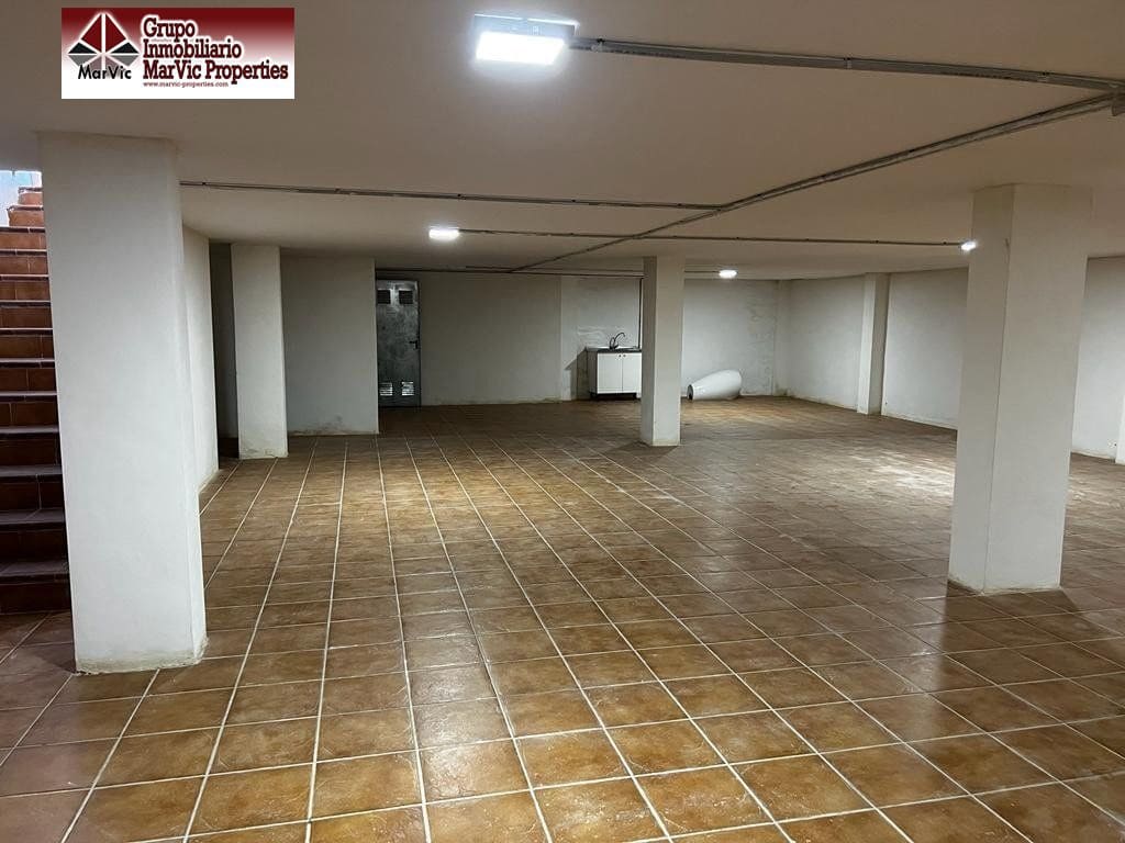 5 sovrum Villa till salu i La Nucia med pool garage - 995 000 € (Ref: 7188532)