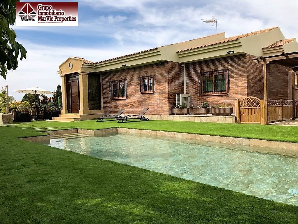 5 sovrum Villa till salu i La Nucia med pool garage - 995 000 € (Ref: 7188532)