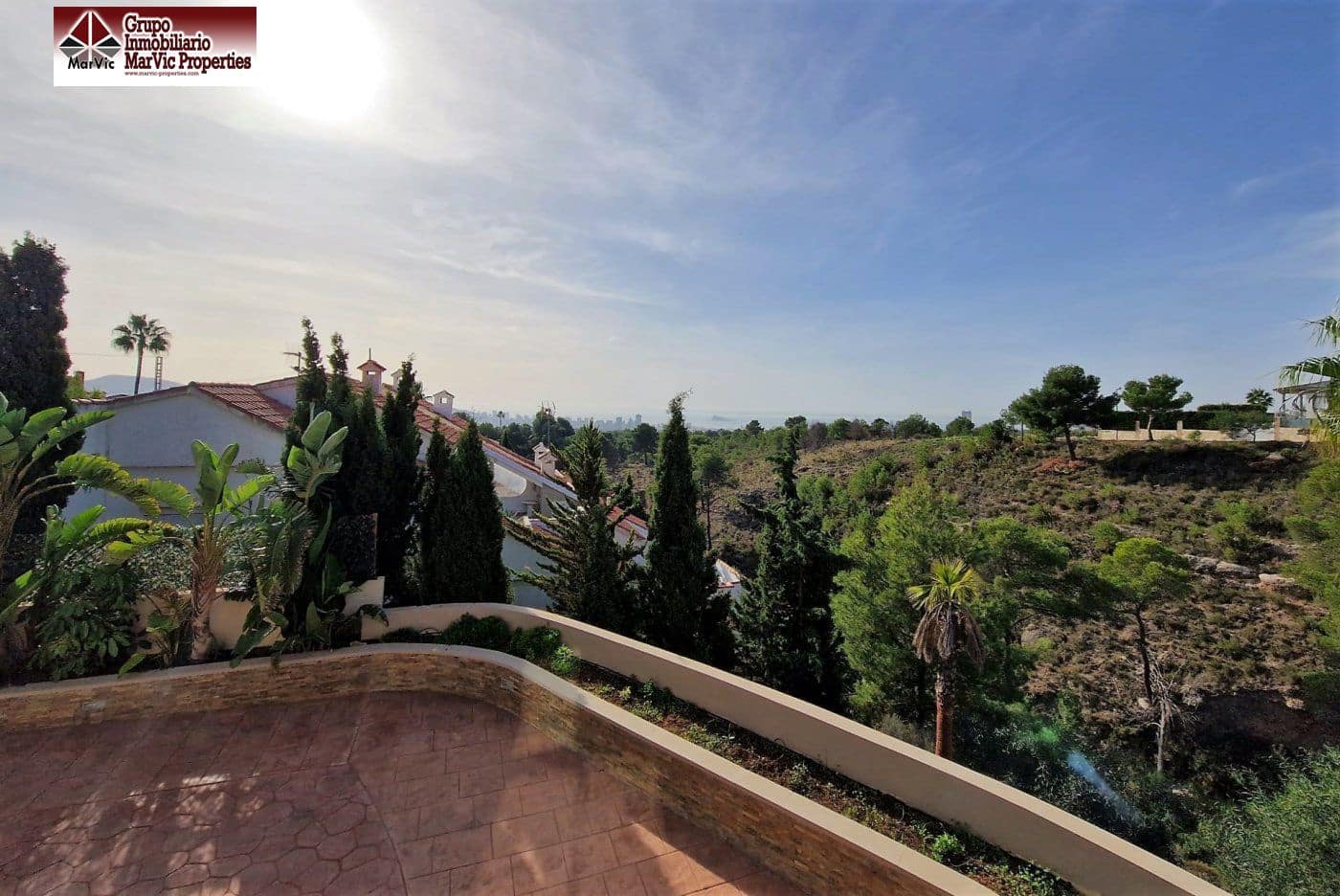 5 sovrum Villa till salu i La Nucia med pool garage - 995 000 € (Ref: 7188532)