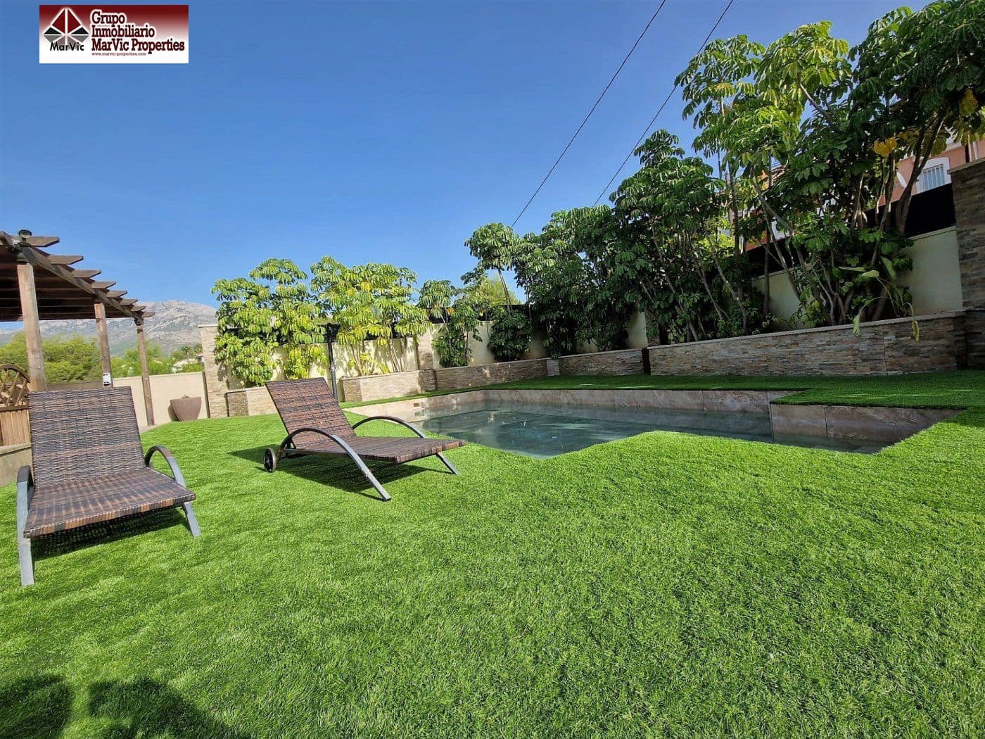 5 sovrum Villa till salu i La Nucia med pool garage - 995 000 € (Ref: 7188532)