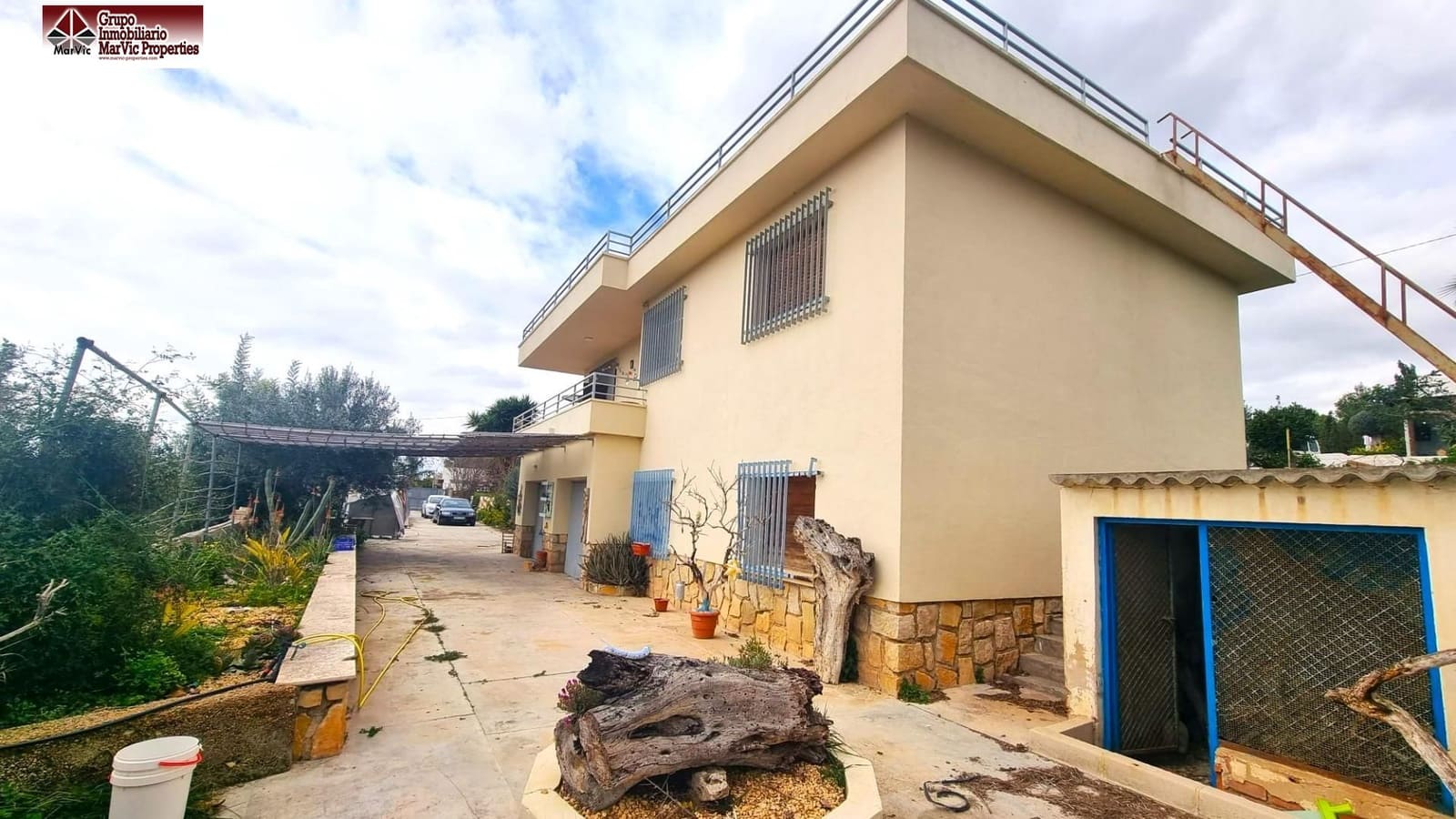 3 soverom Finca/Herregård til salgs i Benidorm med svømmebasseng garasje - € 469 000 (Ref: 7400654)