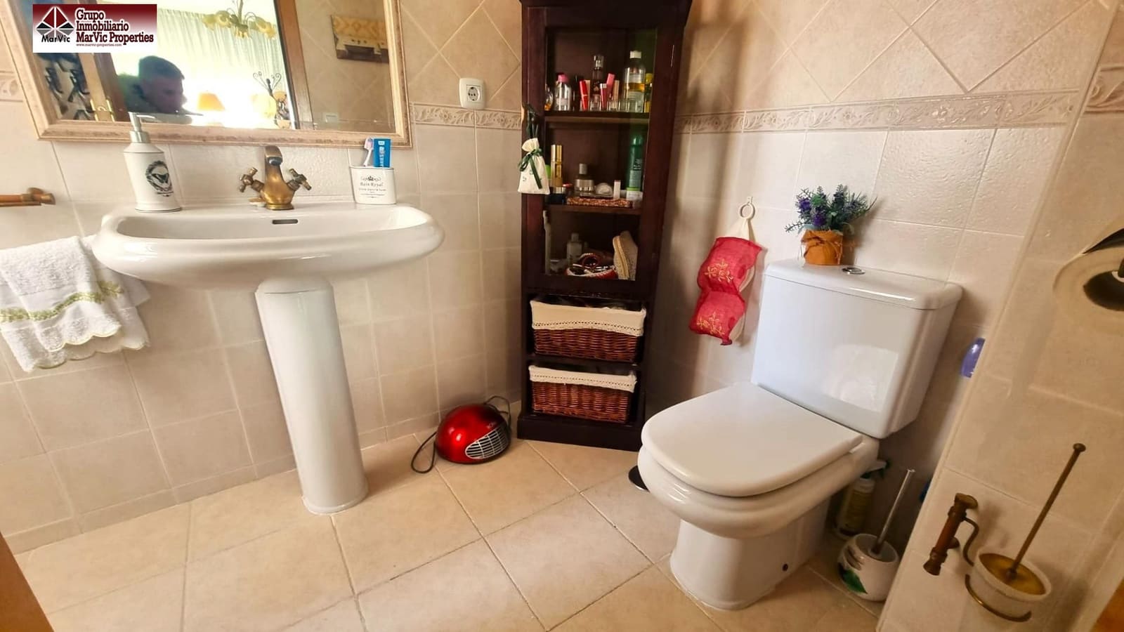 3 bedroom Flat for sale in Benidorm with pool garage - € 310,000 (Ref: 7432295)