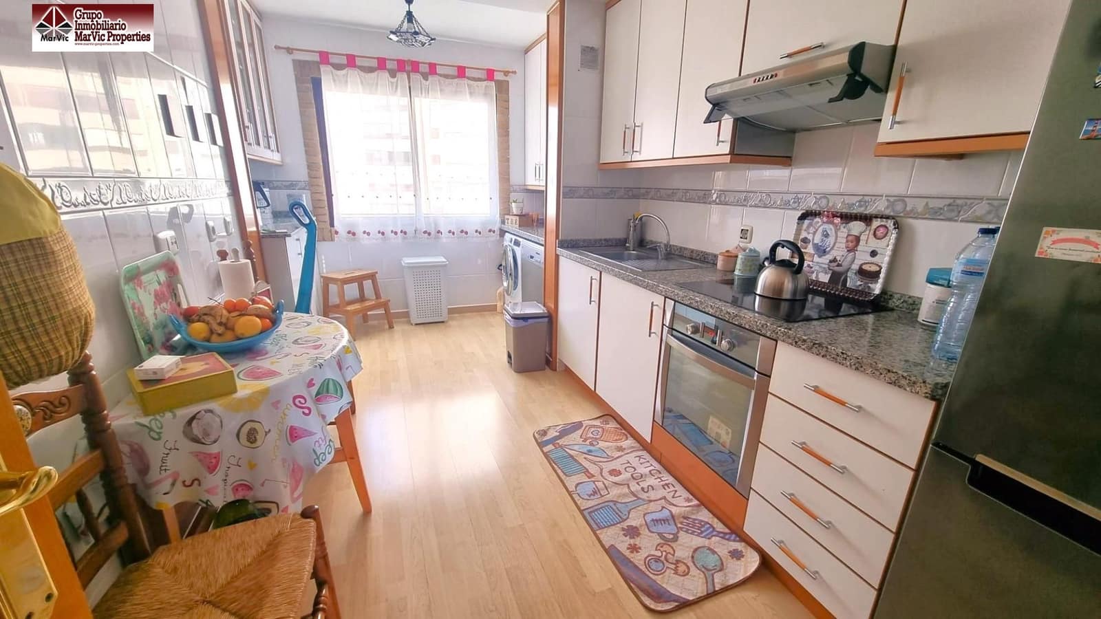 3 bedroom Flat for sale in Benidorm with pool garage - € 310,000 (Ref: 7432295)