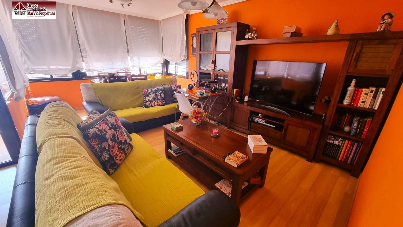 3 bedroom Flat for sale in Benidorm with pool garage - € 310,000 (Ref: 7432295)