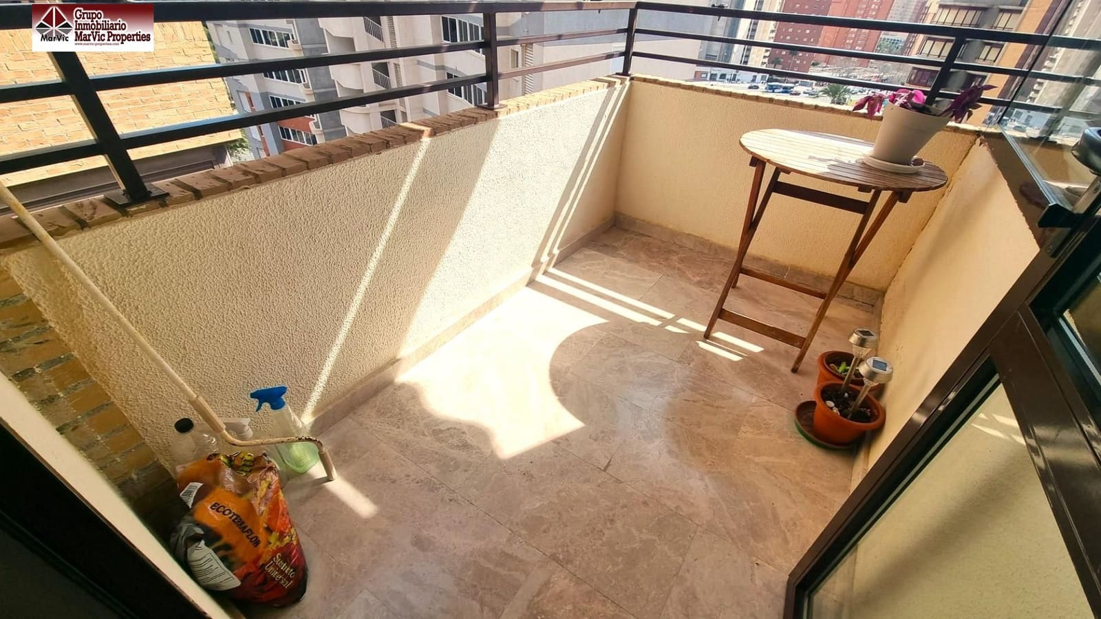 3 bedroom Flat for sale in Benidorm with pool garage - € 310,000 (Ref: 7432295)