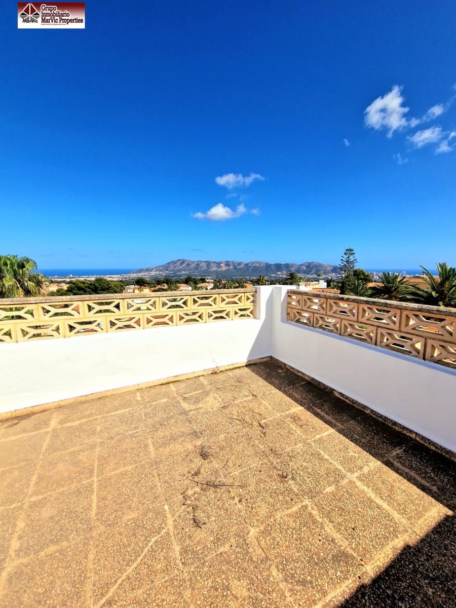 4 makuuhuone Huvila myytävänä paikassa La Nucia mukana 
autotalli - 525 000 € (Ref: 7516086)