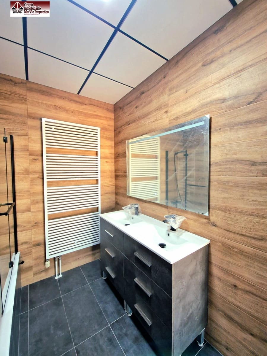 4 makuuhuone Huvila myytävänä paikassa La Nucia mukana 
autotalli - 525 000 € (Ref: 7516086)