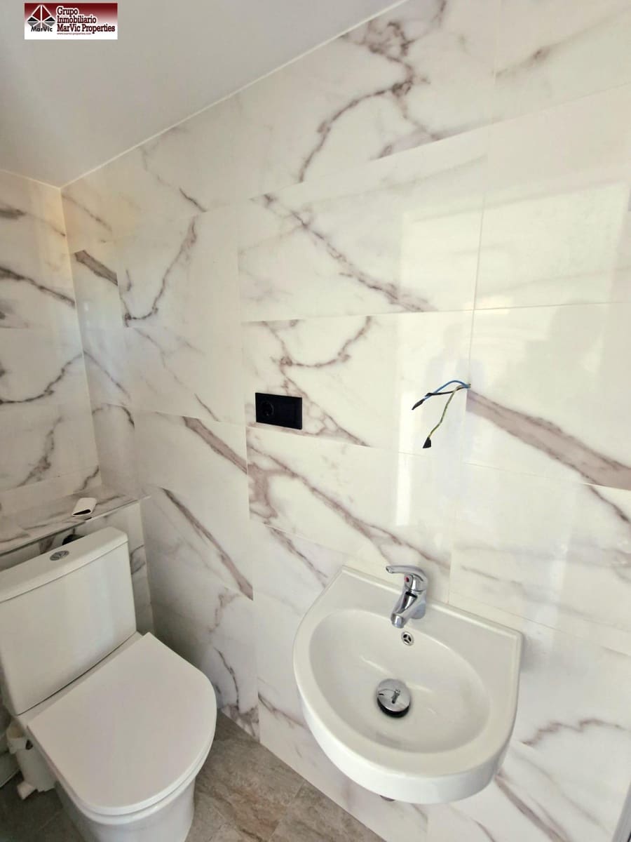 4 makuuhuone Huvila myytävänä paikassa La Nucia mukana 
autotalli - 525 000 € (Ref: 7516086)