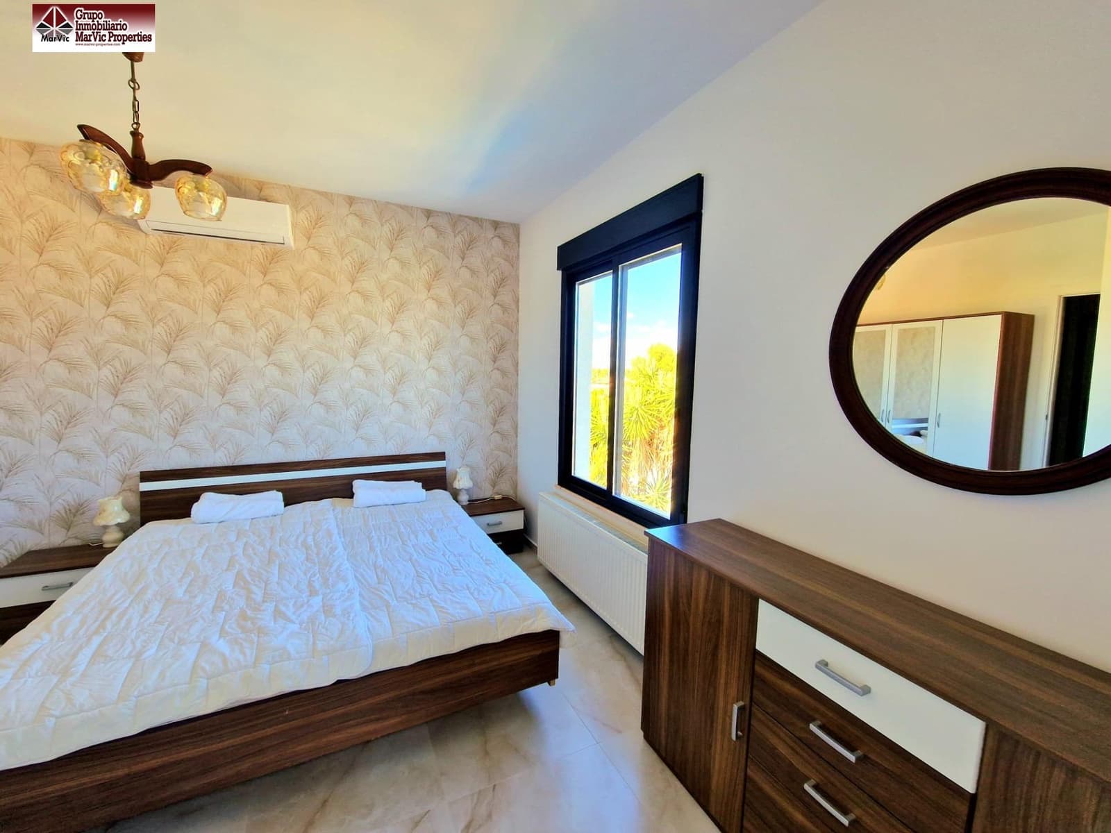 4 makuuhuone Huvila myytävänä paikassa La Nucia mukana 
autotalli - 525 000 € (Ref: 7516086)